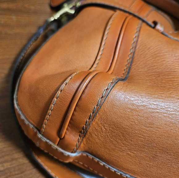 Auth Gucci Orange Leather Hobo Two Straps Bag - Picture 6 of 16